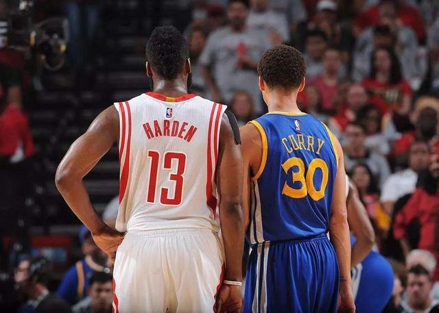 绿茵场上的 绿茵场上的