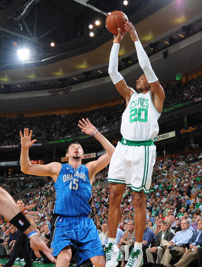 容的基础上 容的基础上