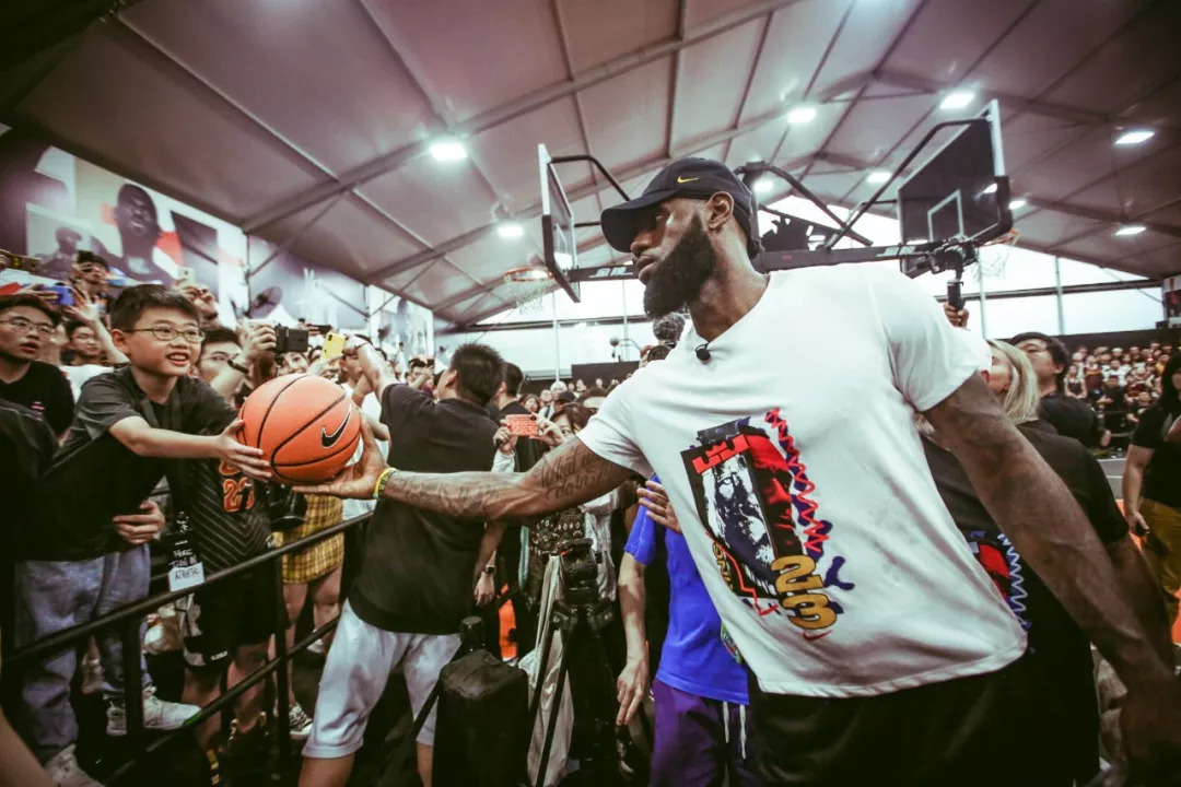 围绕两名核 围绕两名核